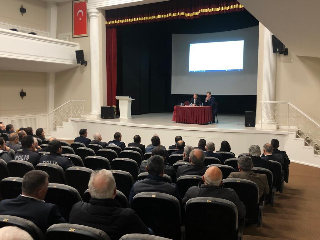 Kaymakam Erkan Karahan Başkanlığında Muhtarlar Toplantısı Gerçekleştirildi.
