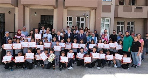 2023-2024 Eğitim-Öğretim, Yıl Sonu Karne Dağıtım Töreni Mehmet Akif İnan Ortaokulunda Gerçekleştirildi. 