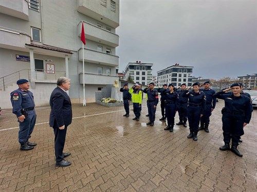Kaymakam Karahan, İlçe Jandarma Komutanlığını Ziyaret Etti.